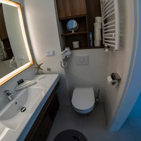 Bel Mare-nowoczesny Lägenhet